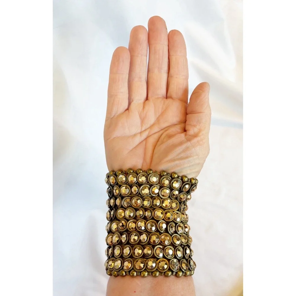 Vintage 8 Row HEAVY Rhynstone Gold Tone Bracelet. 3.5 x 3.5 Width & Height Width